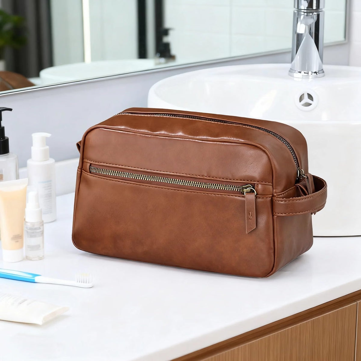 Men's Brown PU Leather Toiletry Bag – Large Travel Dopp Kit with Multiple Compartments